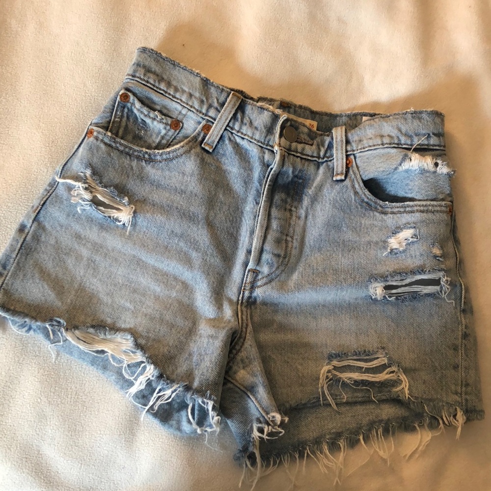 Levi shorts